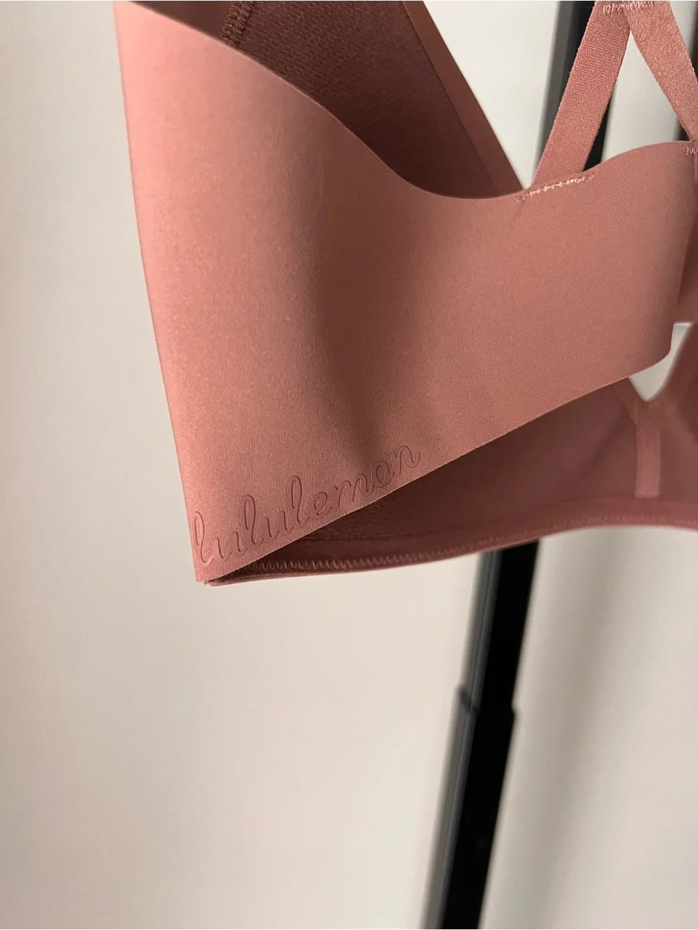 Lululemon Seamless Molded T-Shirt Bra in Dusty Rose